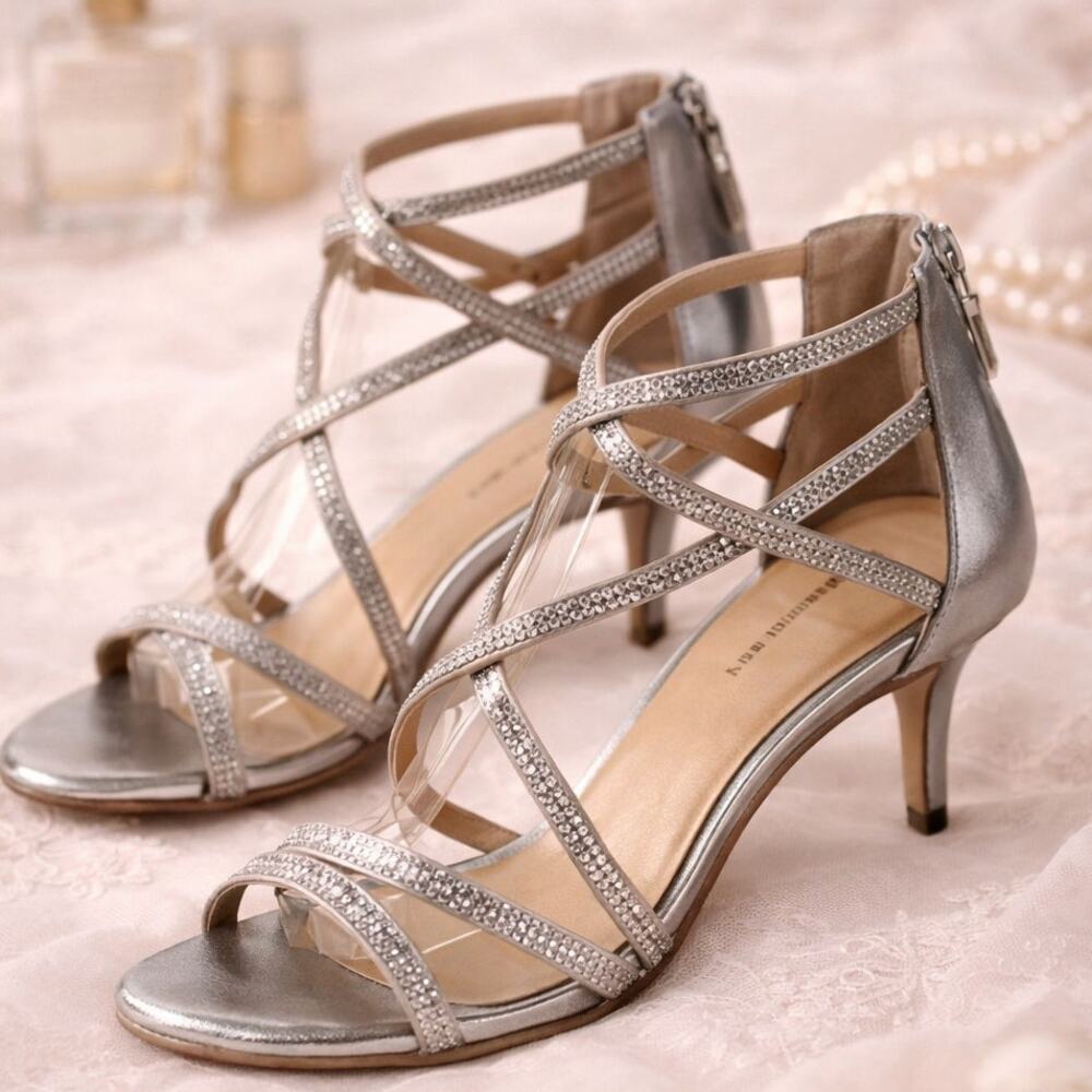 Antonio Melani Strappy Rhinestone Heels Silver Leather Sandals 7M 3.25”